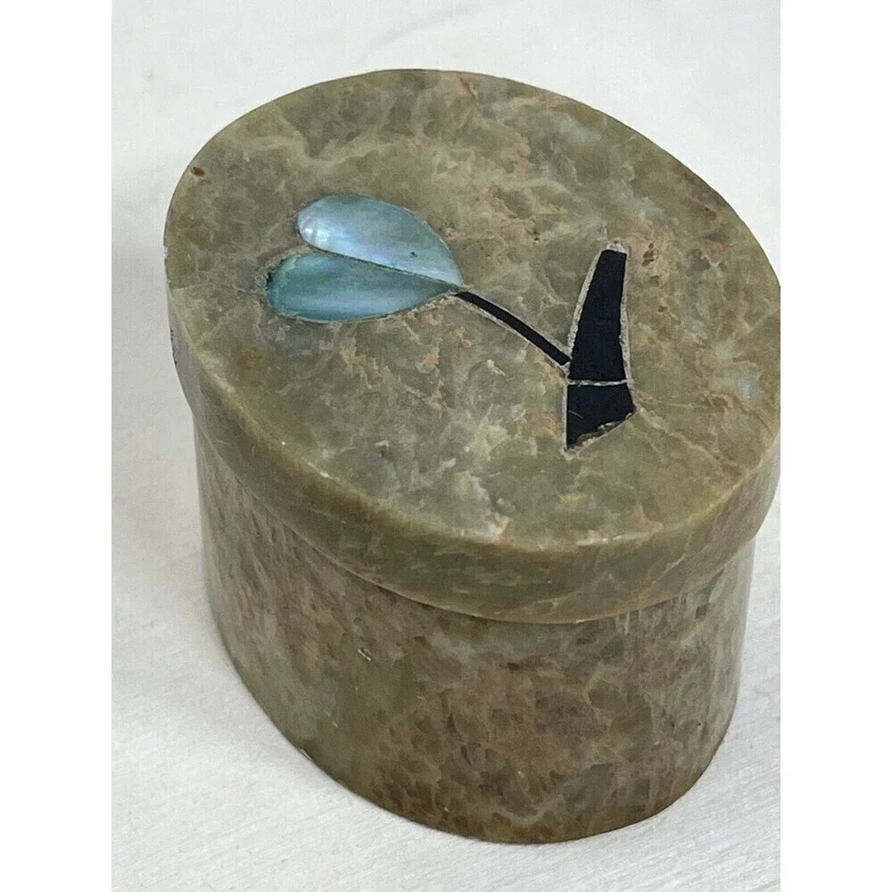 Vintage Soapstone Oval Blue Abalone & Onyx Tulip Inlay Keepsake Box Blue
